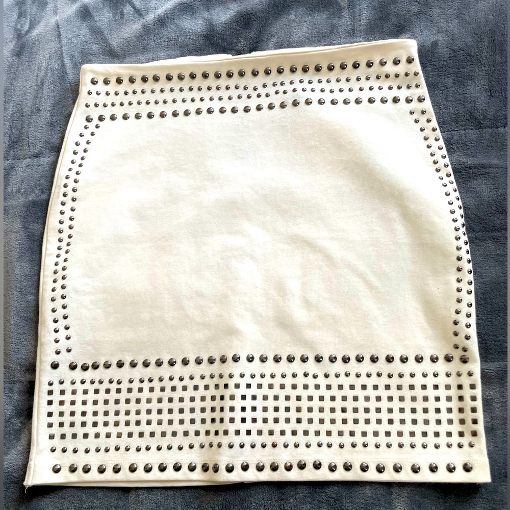 Women H&M Studded Mini Skirt size small, eggshell white